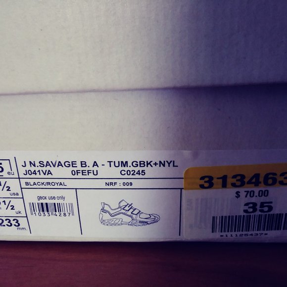 Geox boys snickers size 3 1/2 US/35EU - Picture 2 of 4